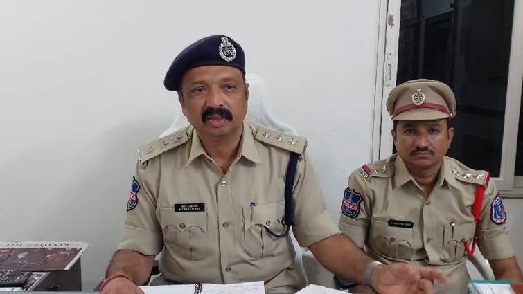 Hyderabad Uppal police cracks woman murder case in 12 hours Hyderabad News: ఉప్పల్ మహిళ హత్య: శవాన్ని బాత్‌రూంలో పెట్టి తాళం - గంటల్లోనే కేసును చేధించిన పోలీసులు