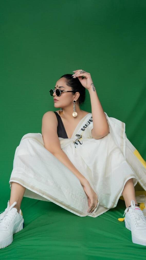 అమ్మో అనసూయ చీరలో ఆ ఫోజులేంటి? లేటెస్ట్ వీడియోలో కూడా క్యూట్​గానే ఉందిగా