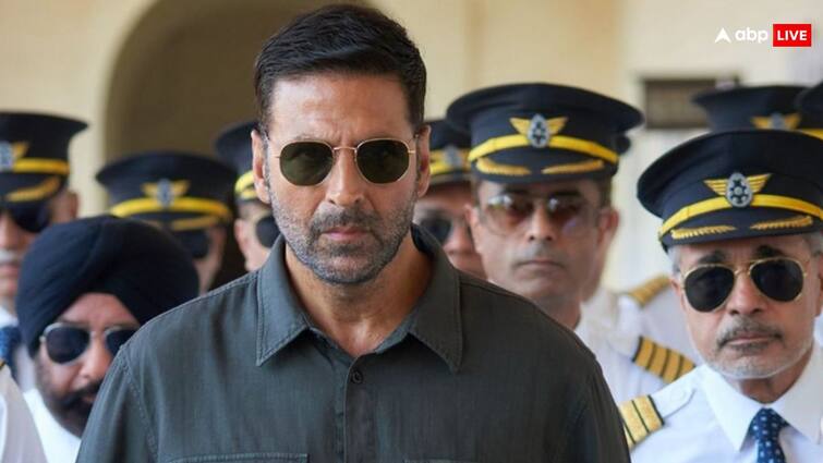 Sarfira Box Office Collection Day 2 how much earn akshay kumar film after lowest opening Sarfira Box Office Collection Day 2: अक्षय कुमार की सरफिरा का दो दिन में ही हुआ बुरा हाल, 10 करोड़ भी नहीं कमा पाई