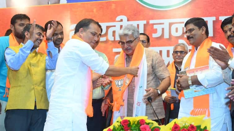 Justice Rohit Arya former Madhya Pradesh High Court joins BJP मध्य प्रदेश हाई कोर्ट के पूर्व जज रोहित आर्या बीजेपी में शामिल, तीन महीने पहले ही हुए थे रिटायर