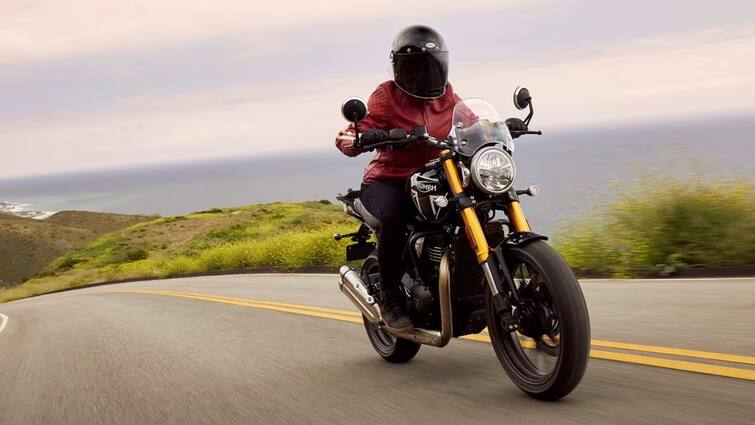 Best roadster bikes harley davidson x440 triumph speed 400 honda cb 350 engine features mileage design price auto news hindi know details here Best Roadster Bikes: पहाड़ों पर भी मक्खन की तरह चलती हैं ये रोडस्टर बाइक्स, मिलता है दमदार इंजन