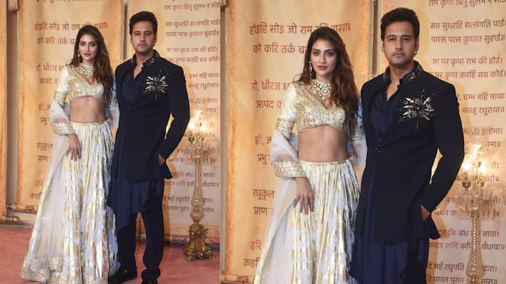 আজ রিসেপশন পার্টির আয়োজন করা হয়েছে। এদিনও সমাজের নানা স্তরের তাবড় তারকাকে দেখতে পাওয়া গেছে অনুষ্ঠানে।