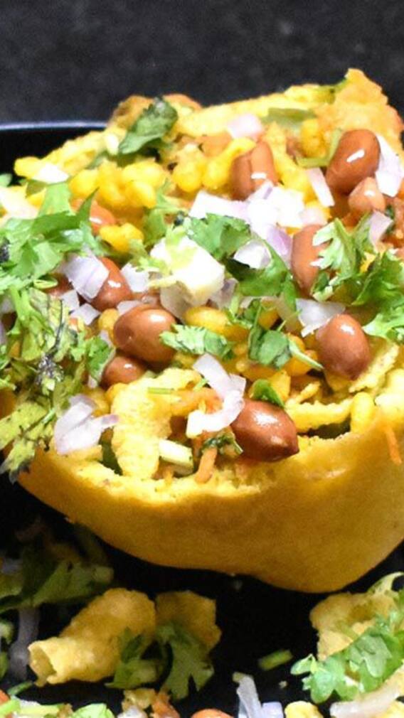 వర్షంలో ఎగ్ బజ్జీ తినాలనిపిస్తే ఇంట్లోనే ఇలా సింపుల్​గా చేసేయండి.. టేస్టీ రెసిపీ ఇదే