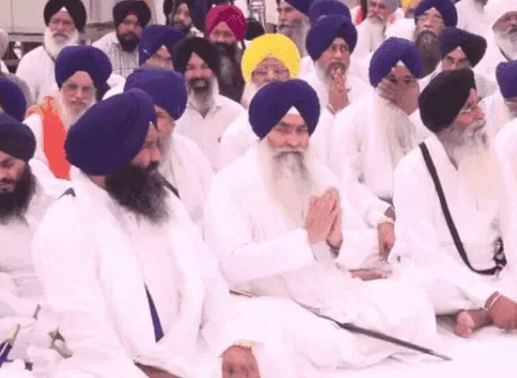 Internal conflict in the Shiromani Akali Dal five takht Jathedars meeting on the Akal Takht Punjab News: ਸ਼੍ਰੋਮਣੀ ਅਕਾਲੀ ਦਲ 'ਚ ਅੱਜ ਹੋ ਸਕਦਾ ਵੱਡਾ ਧਮਾਕਾ! ਪੰਜ ਤਖ਼ਤਾਂ ਦੇ ਜਥੇਦਾਰਾਂ ਦੀ ਮੀਟਿੰਗ ਤੋਂ ਪਹਿਲਾਂ ਵੱਡੀ ਹਿੱਲਜੁੱਲ