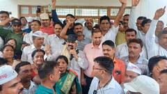 आगरा: शिक्षकों ने कहा- 'नहीं लगाएंगे ऑनलाइन हाजिरी, मांग पूरी नहीं होने पर करेंगे बड़ा प्रदर्शन'