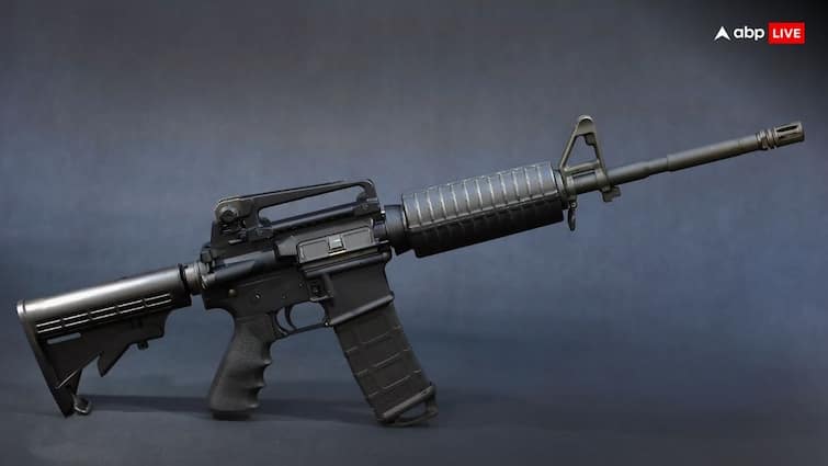 Attack on US Ex President Donald Trumph attacker used AR 15- Style Rifle for firing AR-15 Rifle: 2 सोल्डर स्पॉट, शूटिंग के लिए खास..., जिस राइफल से ट्रंप पर हुआ हमला, जानिए अमेरिका में क्यों है इतनी मशहूर