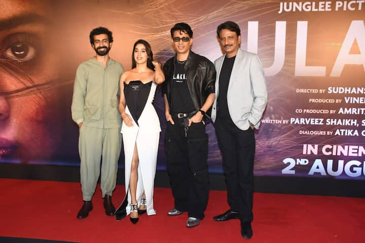 Uljh Trailer Launch Event: ‘उलझ’ का ट्रेलर लॉन्च इवेंट, यूनिक स्टाइल में पहुंचीं जाह्नवी कपूर