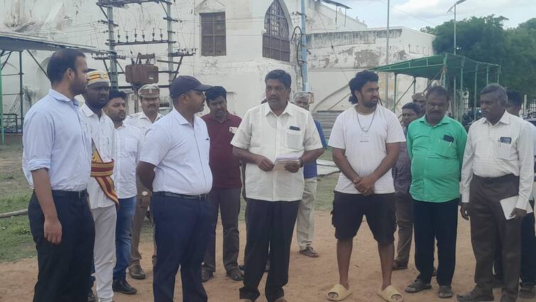 Thanjavur  book festival Preparatory work collector Deepak Jacob inspects - TNN தஞ்சையில் புத்தகத் திருவிழாவிற்கான முன்னேற்பாடு பணிகள்: மாவட்ட ஆட்சியர் நேரில் ஆய்வு