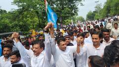 भोपाल में नीट पेपर लीक को लेकर कांग्रेस का प्रदर्शन, पुलिस ने किया वाटर कैनन का इस्तेमाल