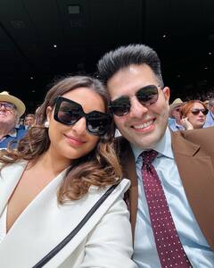 पति Raghav Chadha संग Parineeti Chopra ने एंजॉय किया विंबलडन 2024, रोमांटिक तस्वीरें शेयर कर लिखा - ‘स्ट्रॉबेरी और मेरा प्यार’