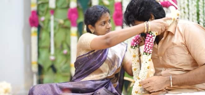 இந்த நிகழ்ச்சியில் எடுத்த வீடியோவை இன்ஸ்டாவில் பகிர்ந்து, அவரது மனைவி ஆர்த்தி குறித்து நெகிழ்ச்சியாக பதிவிட்டுள்ளார்.