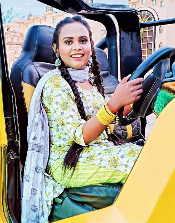 शिल्पी राज के पिता मील में नौकरी करते थे और मां नर्सरी में काम करके घर चलाती थीं. सिंगर को बचपन से ही गाने का शौक था.