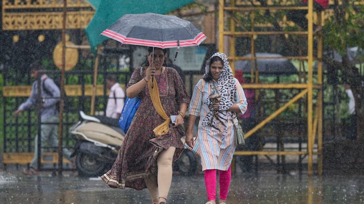 दिल्ली में 16 से 21 जुलाई तक लगातार बारिश होने की संभावना है.