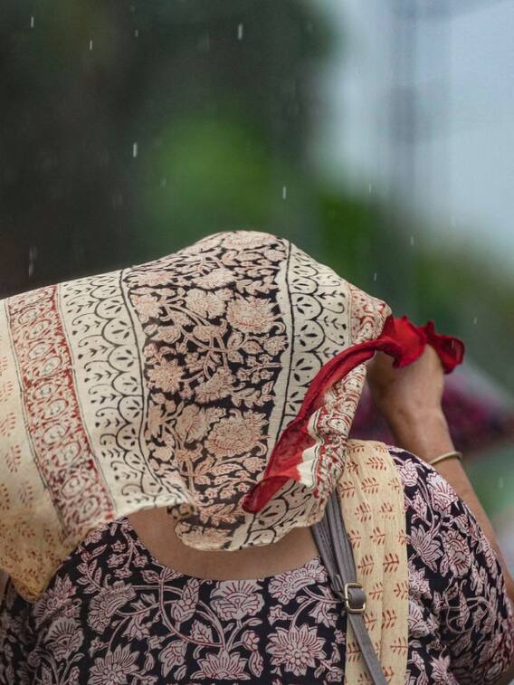 दिल्ली में खुलकर नहीं बरस रहे बादल, जानें- IMD ने अब क्या कहा?