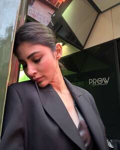 Mouni Roy : లండన్ లో లేడీ బాస్.. ఇష్టమైన వంటకాలను ఆస్వాదిస్తున్నా అంటూ పిక్స్ షేర్ చేసిన మౌని రాయ్!