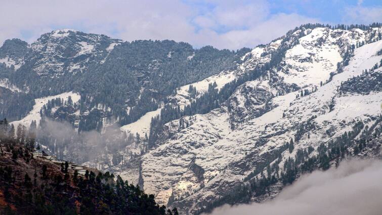 Uttarakhand Landslide Stands 50 Near Madhyamaheshwar Dham Amid Heavy Rain: Report Uttarakhand Landslide Strands 50 Near Madhyamaheshwar Dham Amid Heavy Rain: Report