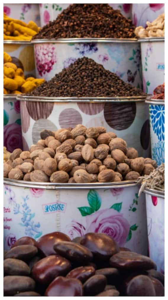 जायफल खाने के क्या होते हैं फायदे?