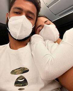 Katrina Kaif के बर्थडे पर रोमांटिक तस्वीरें शेयर कर Vicky Kaushal ने बरसाया प्यार, बोले - ‘ये लाइफ का फेवरेट पार्ट है’