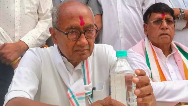 MP News: दिग्विजय सिंह ने RSS से जीत के लिए दिया मंत्र, सरस्वती शिशु मंदिर पर जानें क्या कहा? Digvijaya Singh in Youth Congress Protest said on RSS and Saraswati Shishu Mandir ANN MP News: दिग्विजय सिंह ने RSS से जीत के लिए दिया मंत्र, सरस्वती शिशु मंदिर पर जानें क्या कहा?