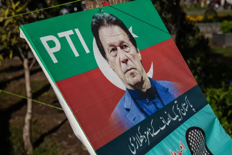 ਇਮਰਾਨ ਖ਼ਾਨ ਤੋਂ ਬਾਅਦ ਹੁਣ ਉਹਨਾਂ ਦੀ ਪਾਰਟੀ 'ਤੇ ਸਰਕਾਰੀ ਐਕਸ਼ਨ, ਇੱਕ ਫੈਸਲਾ ਸਭ ਕੁੱਝ ਕਰੇਗਾ ਖ਼ਤਮ