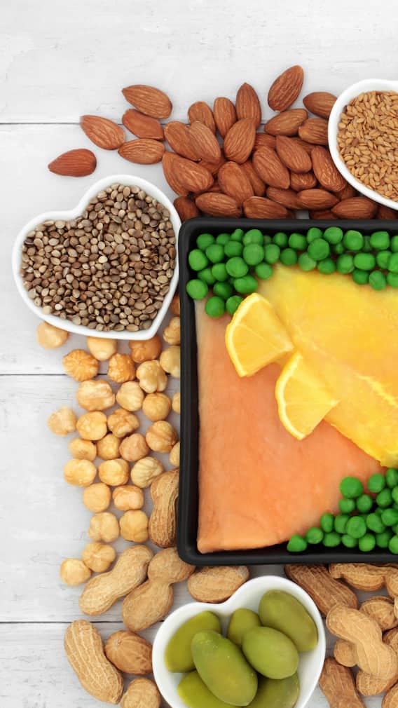 11 Superfoods To Naturally Lower Your Cholesterol Levels