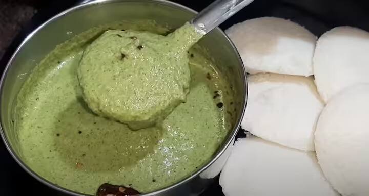 தோசை கல்லில் வேகவைத்த சப்பாத்தியை நேரடியாக அடுப்பில் வைத்து இரு பக்கமும் திருப்பி விட்டு உப்பி வந்ததும் இறக்கினால் புல்கா தயார்.