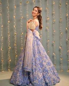 Sara Tendulkar : సచిన్ కుమార్తె రాయల్ లుక్‏..లెహెంగాలో మెరిసిపోతున్న సారా టెండుల్కర్