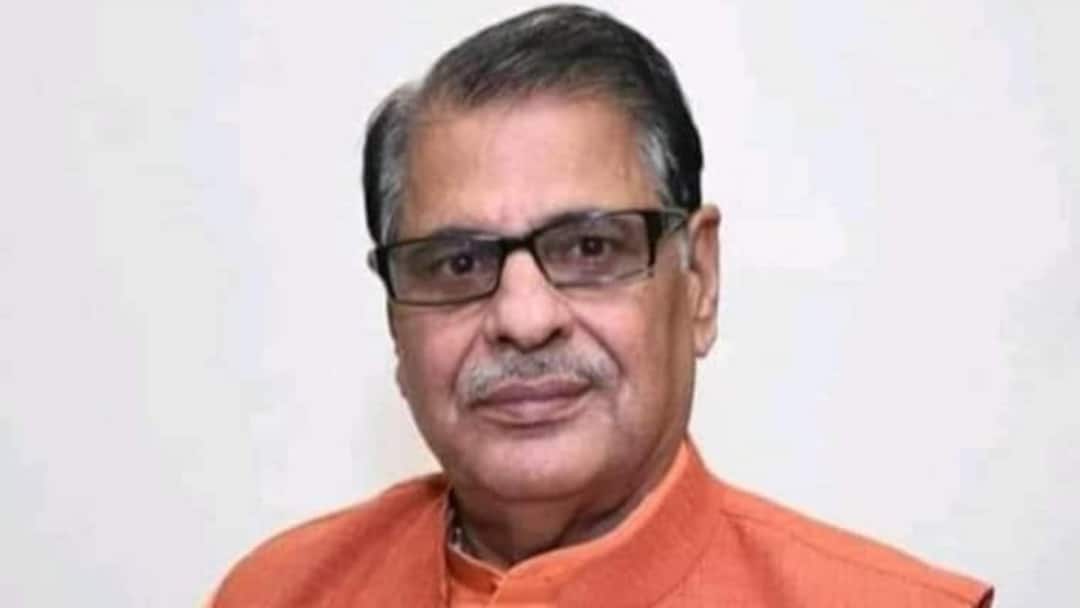 UP News: BJP MLC ने अपने ही सरकार के आदेश पर उठाए सवाल, CM योगी को चिट्ठी लिख रखी ये मांग BJP MLC Jaypal Singh questions on Teachers Digital Attendance write letter to CM Yogi Adityanath demand ann UP News: BJP MLC ने अपने ही सरकार के आदेश पर उठाए सवाल, CM योगी को चिट्ठी लिख रखी ये मांग