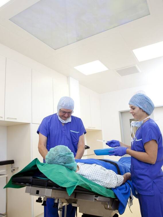 जेंडर बदलने में कितना पैसा लगता है