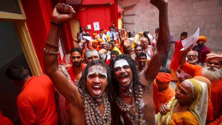সমুদ্র পৃষ্ঠ থেকে এটিও অনেক উপরে অবস্থিত। হিন্দু ধর্মের মধ্যে অন্যতম তীর্থস্থান হল কেদারনাথ।