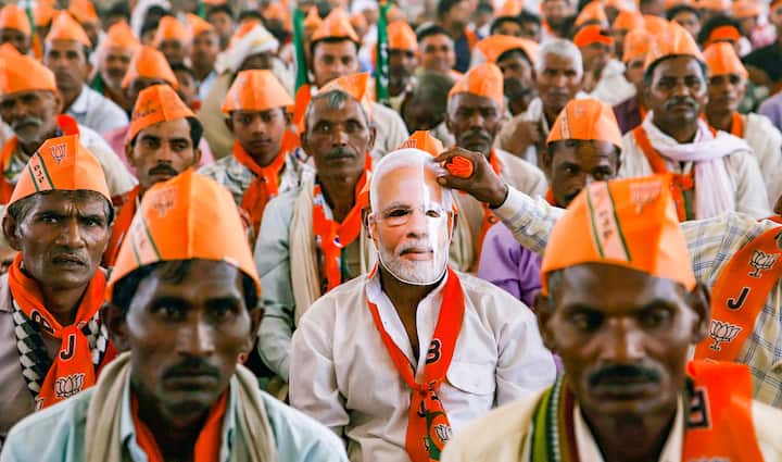 उत्तर प्रदेश (यूपी) में विधानसभा के उप-चुनाव 2024 को लेकर भारतीय जनता पार्टी (बीजेपी) ने कमर कस ली है.