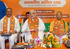 Akhilesh Yadav On BJP: 'इंजन ही नहीं, अब तो डिब्बे भी आपस में टकरा रहे', CM योगी से लेकर शुभेंदु अधिकारी तक का जिक्र कर अखिलेश यादव ने कसा तंज