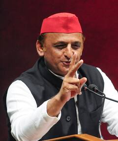 Akhilesh Yadav On BJP: 'इंजन ही नहीं, अब तो डिब्बे भी आपस में टकरा रहे', CM योगी से लेकर शुभेंदु अधिकारी तक का जिक्र कर अखिलेश यादव ने कसा तंज