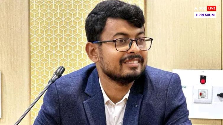 WBCS Success Story Mains 2024 BDO Tamal Sarkar Tips Preparation to qualify West Bengal Civil Service ABPP WBCS Mains 2024: হাতে একমাসেরও কম সময়, কীভাবে নেবেন WBCS মেনসের প্রস্তুতি ? টিপস সারেঙ্গার BDO-র