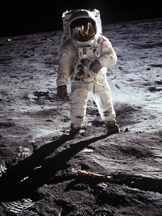 अंतरिक्ष में कैसे बढ़ जाती है इंसान की हाइट