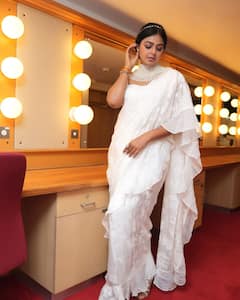 Monal Gajjar: వైట్ శారీలో వెన్నెలగువ్వలా మోనాల్ గ‌జ్జ‌ర్‌.. గుజరాతీ మూవీస్ తో బిజీగా ఉన్న సుడిగాడు బ్యూటీ!