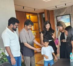 Vijay Rambha Photos : ரம்பாவை குடும்பத்துடன் சந்தித்த தவெக தலைவர் விஜய்!