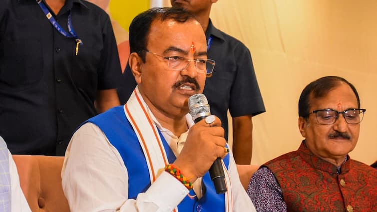 Keshav prasad Maurya met Sanjay Nishad and Dara Singh Chauhan after om prakash rajbhar यूपी में हलचल तेज, BJP के सहयोगियों के साथ नजर आए केशव प्रसाद मौर्य, कई नेताओं से की मुलाकात