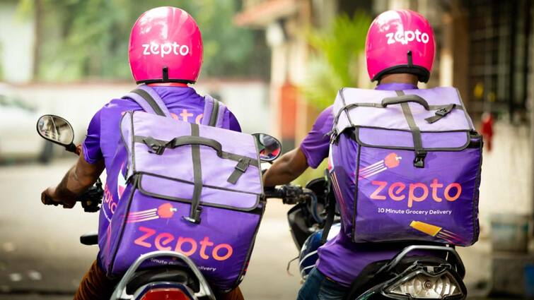 Zepto charging different prices Android iPhone for same thing Zepto : একই ক্যাপসিকাম অ্যান্ড্রয়েডে ২১, আইফোনে ১০৭ টাকা, এবার কাঠগড়ায় জেপটো !