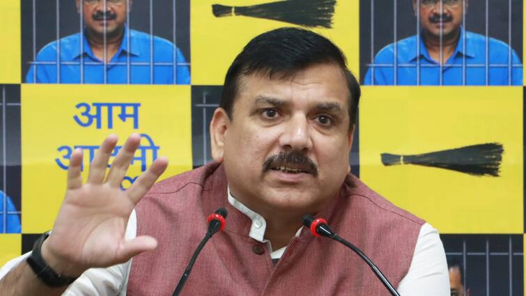 AAP MP Sanjay Singh statement on removing Yogi Adityanath from UP Chief Minister post  'योगी आदित्यनाथ को हटाने की...', CM अरविंद केजरीवाल के बयान को याद कर संजय सिंह का बड़ा दावा