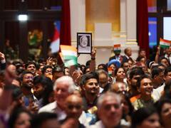 शंकराचार्य अविमुक्तेश्वरानंद ने PM नरेंद्र मोदी को ऐसा क्या पहना दिया, जो सिर्फ शिष्य को दिया जाता है?