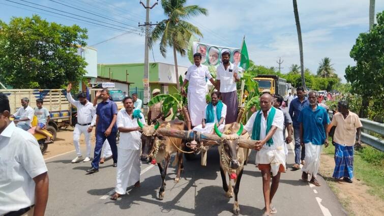 A traditional paddy fair was held at Kotur, Thiruvarur district Thiruvarur : 