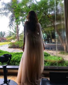 Hamsa Nandini : పేరుకి తగిన డ్రెస్ వేసుకుని వెలిగిపోతున్న హంసా నందిని..ఈ ఫొటోస్ అస్సలు మిస్సవొద్దు!