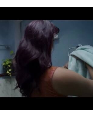 ਹਾਲਾਂਕਿ ਕਿ ਕਈ ਸਿਤਾਰੇ ਅਜਿਹੇ ਵੀ ਹਨ ਜਿਨ੍ਹਾਂ ਦੇ ਉਨ੍ਹਾਂ ਦੇ ਘਰਾਂ ਤੋਂ ਹੀ ਪ੍ਰਾਈਵੇਟ ਵੀਡੀਓ ਲੀਕ ਹੋ ਜਾਂਦੇ ਹਨ। ਅਜਿਹਾ ਹੀ ਇੱਕ ਮਾਮਲਾ ਸੁਰਖੀਆਂ ਵਿੱਚ ਆਇਆ ਹੈ।