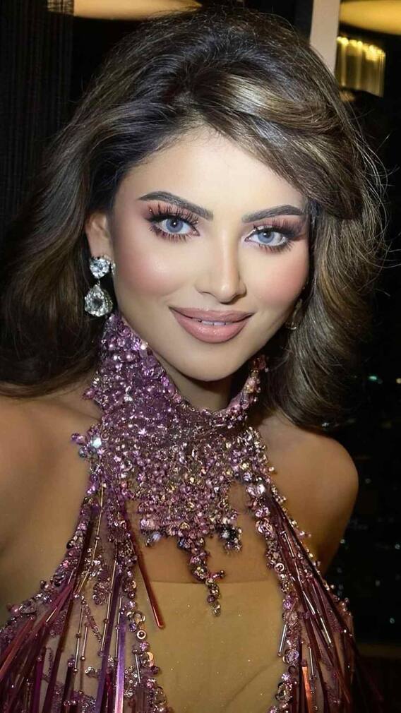 वायरल हुआ उर्वशी रौतला का बाथरूम वीडियो, यूजर्स बता रहे पब्लिसिटी स्टंट