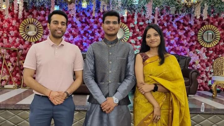 কিন্তু সেই প্রস্তাবে রাজি হননি অংশিকা, চাকরির বদলে ইউপিএসসি পরীক্ষার প্রস্তুতি নেওয়ার দিকেই জোর দেন অংশিকা।     ছবি- ইনস্টাগ্রাম
