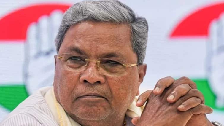 Karnataka Pauses Bill For Reservation In Private Sector Firms after Amid Huge Row Karnataka News: కర్ణాటక ప్రభుత్వ నిర్ణయంపై ముప్పేట దాడి- ప్రైవేట్ ఉద్యోగాల్లో స్థానిక రిజర్వేషన్ల బిల్లుపై వెనక్కి తగ్గిన సిద్ధూ సర్కార్