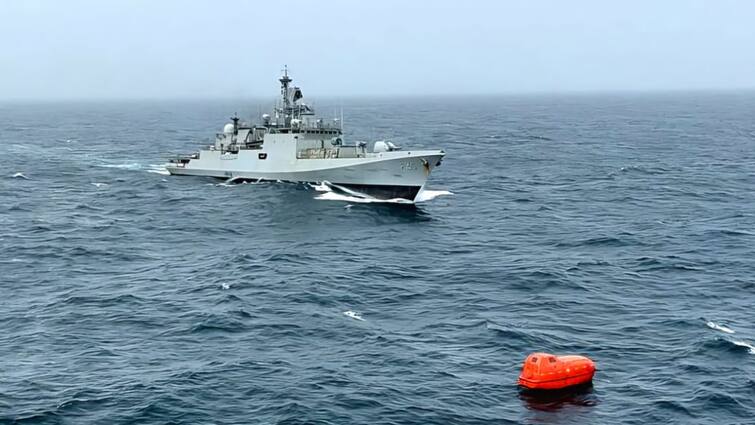 Navy Rescues 9 Crew Members, Including 8 Indians, From Capsized Oil Tanker Near Oman கடலில் கவிழ்ந்த கப்பல்! மாயமானவர்களில் 9 இந்தியர்கள் மீட்பு - ஒருவர் உயிரிழப்பு