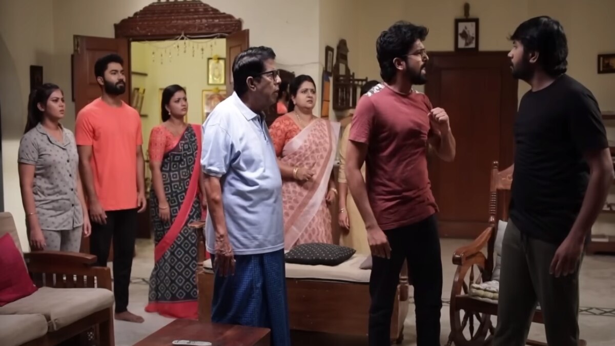 Siragadikka Aasai Serial July 18 : எல்லாருக்கும் உண்மை தெரிஞ்சு போச்சு! விஜயா எடுத்த முடிவு... சிறகடிக்க ஆசையில் இன்று