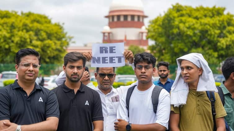 NEET-UG Result Paper Cancel Plea Heating By Supreme Court Today 18 July NTA Center Government NEET-UG 2024: क्या रद्द होगी नीट परीक्षा? सुप्रीम कोर्ट में सुनवाई आज